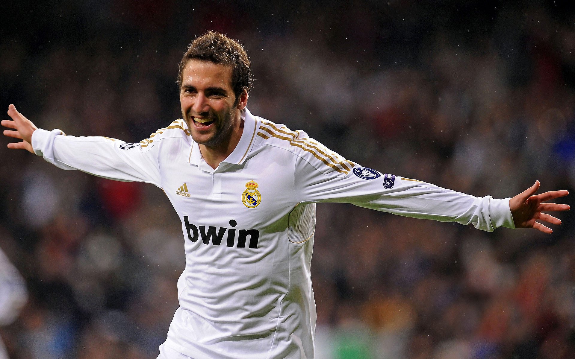 爱游戏体育-“篮网队豪取连胜，三巨头状态火热”，篮网队三大巨头